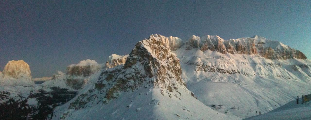 Hôtel Rifugio Sass Becè à Canazei Extérieur photo